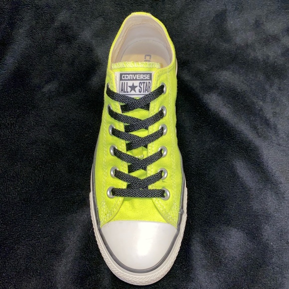 💖✨HP✨💖 Converse unisex, his or hers - Picture 5 of 8